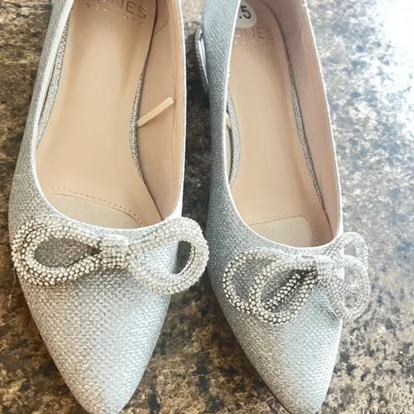 Jones New York Shoes - JONES NEW YORK Elegant Silver Bow Flats